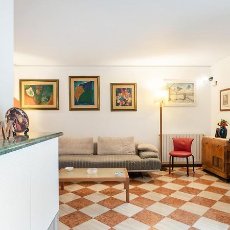 Via Etnea Cozy Apartment With Balcony 卡塔尼亚 外观 照片