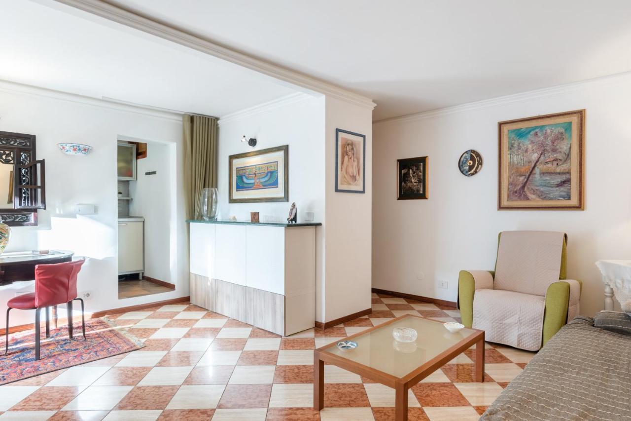 Via Etnea Cozy Apartment With Balcony 卡塔尼亚 外观 照片