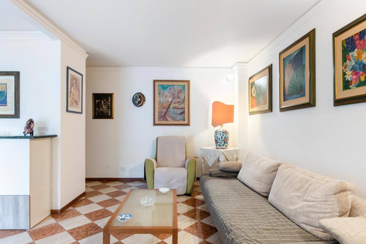 Via Etnea Cozy Apartment With Balcony 卡塔尼亚 外观 照片